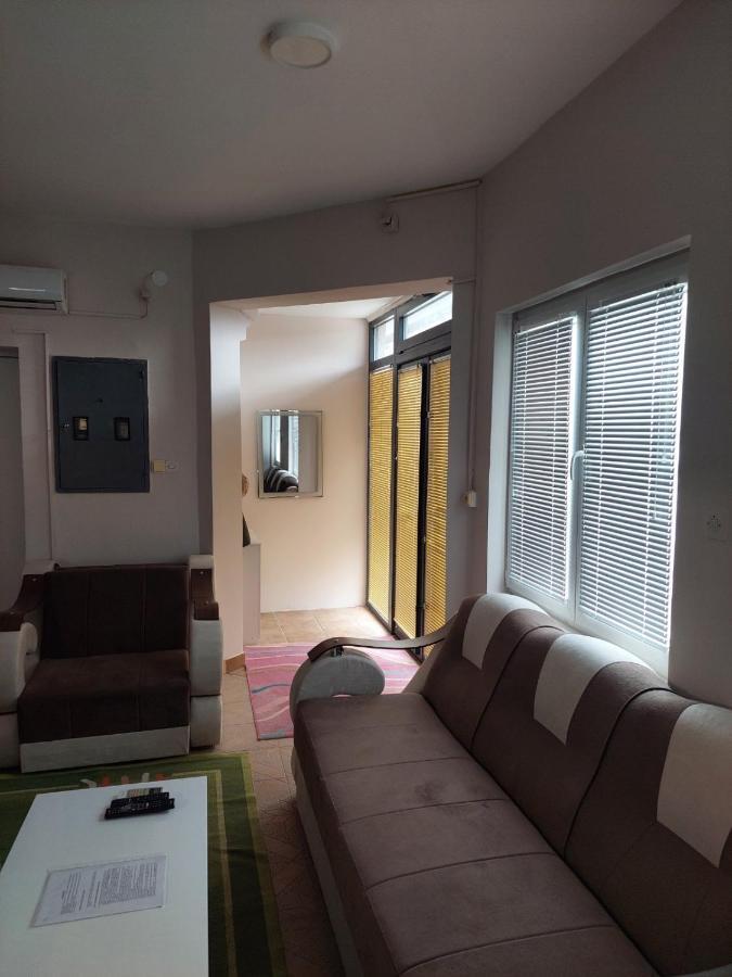 Comfort Pirot Eksteriør bilde